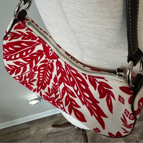 Banana Republic Moon Shaped Canvas Leaf Pattern Graphic Shoulder Bag - Small - Picture 6 of 12